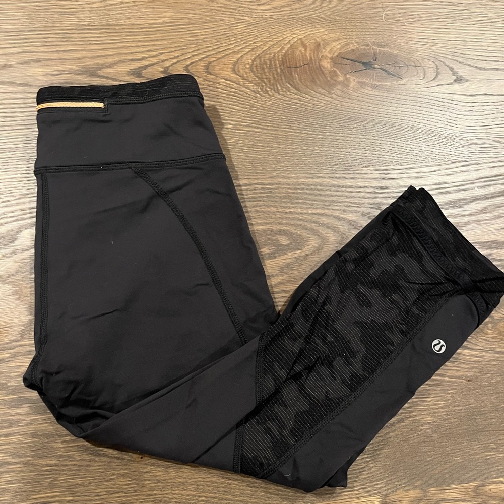Lululemon Run For Days Crop